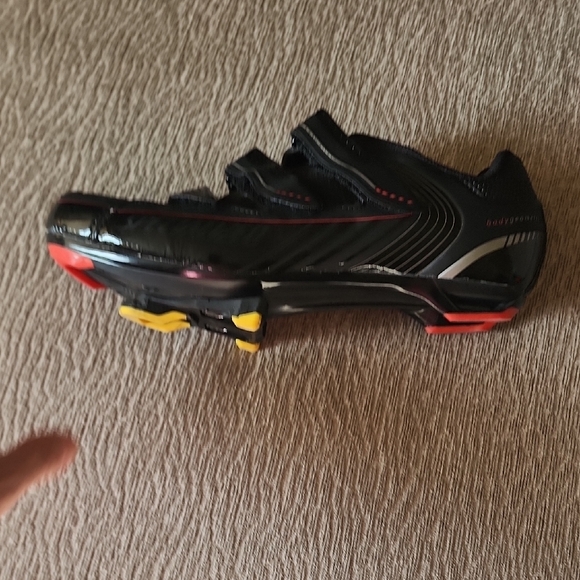 Specialized Black and Red Cycling Shoes - Picture 9 of 11